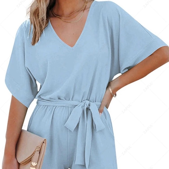 Women’s Medium Light Blue Solid Color Belted V Neck Romper With Pockets - Picture 1 of 6